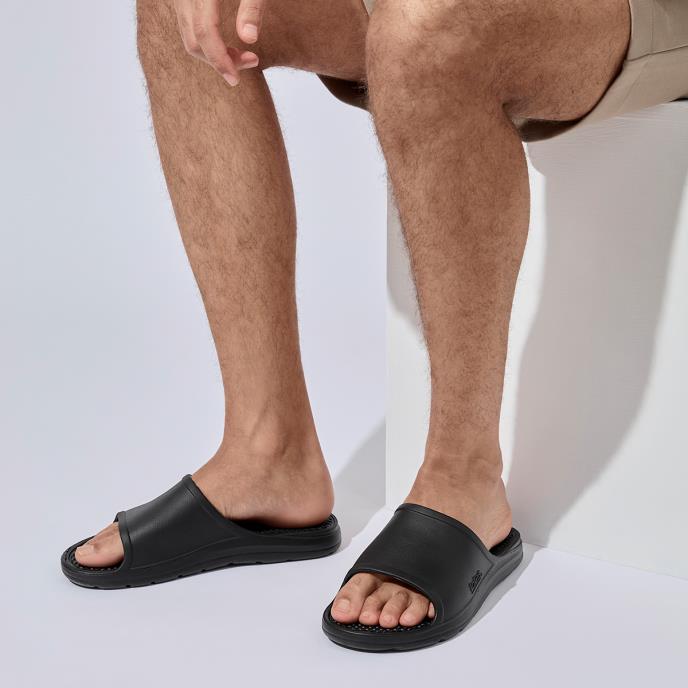  totes® SOLBOUNCE Mens Slider Black